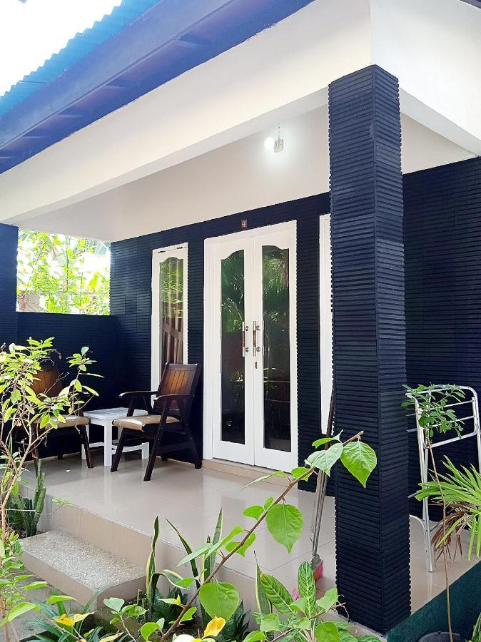Yayan Bungalow غيلي آير المظهر الخارجي الصورة